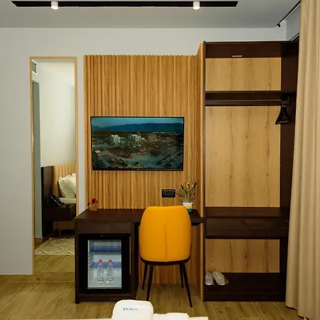 호텔 Kaan Radhimë