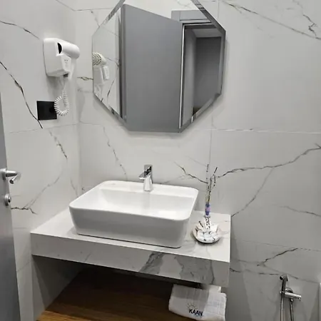 Kaan Hotel 4*